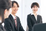 インターン中のグループワークの様子